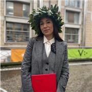 Da anni seguo ragazzi per lezioni private di matematica. Sono appassionata a questo lavoro e credo di avere una particolare dote